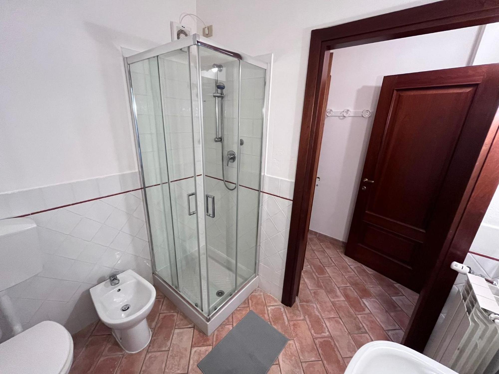 Tenuta Poggio Farnia *